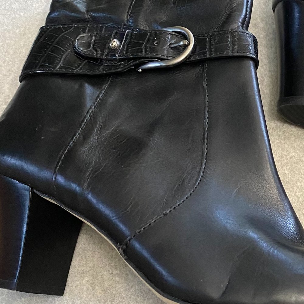 Anne Klein AKGANSEE Leather Upper Sz10M Buckle 3 " heel Black Booties.